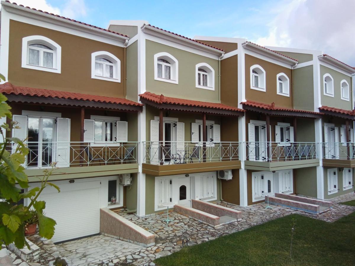 Dogis Retreat Apartman Ajía Effimía Kültér fotó