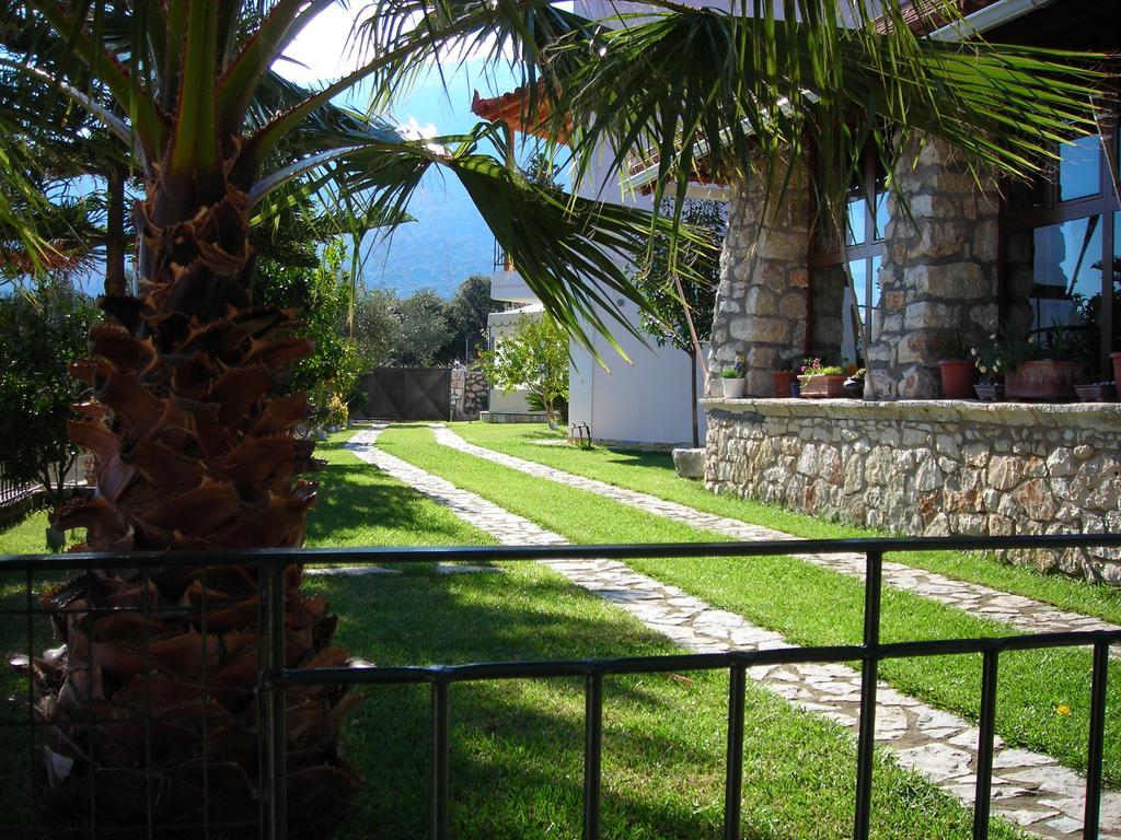 Dogis Retreat Apartman Ajía Effimía Kültér fotó